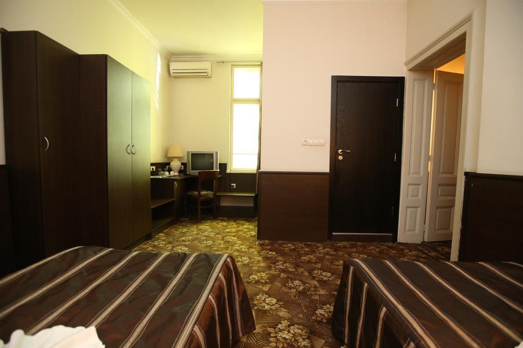 Hotel & Restaurant The House Σόφια Εξωτερικό φωτογραφία